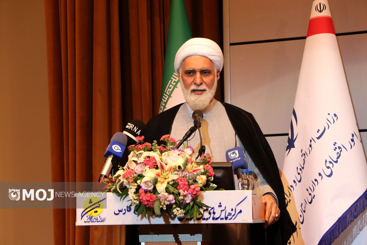 امام جمعه کیش - مراسم معرفه مدیرعامل کیش