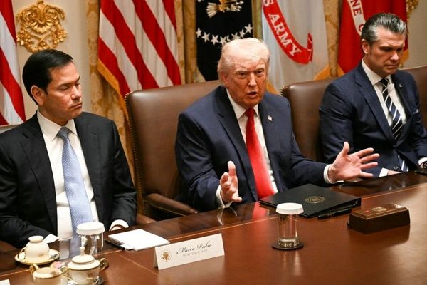 آکسیوس از برگزاری نشست کاخ سفید درباره تنگه هرمز و مذاکرات با ایران خبر داد