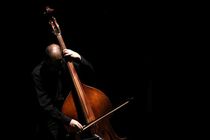 تاثیر عجیب موسیقی غمگین روی افراد