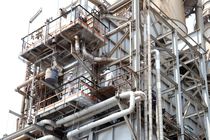 تعمیرات کوره به دست متخصصان شرکت پالایش نفت بندرعباس