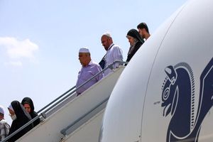 هیچ کشوری آسمان خود را به روی ایران نبسته است/پروازهای حج از مدینه به مشهد برقرار است