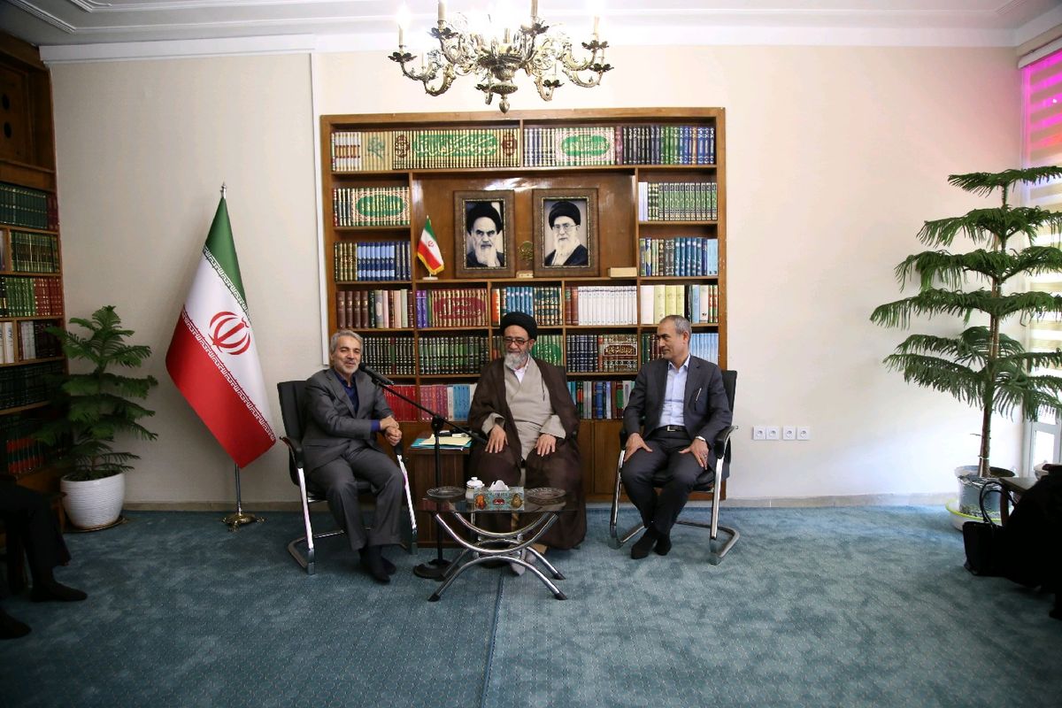 دیدار نوبخت با امام جمعه تبریز