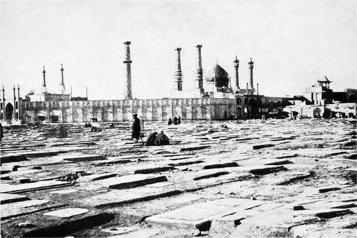 پادشاه مدفون در قم