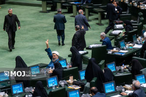 سوال از وزرای ورزش و ارتباطات اعلام وصول شد