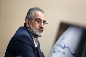 امروز نیاز کشور یک رئیس جمهور خستگی‌ناپذیر است