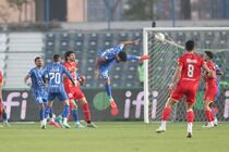 استقلال صدرنشین و پرسپولیس دوم هفته یازدهم لیگ برتر شد