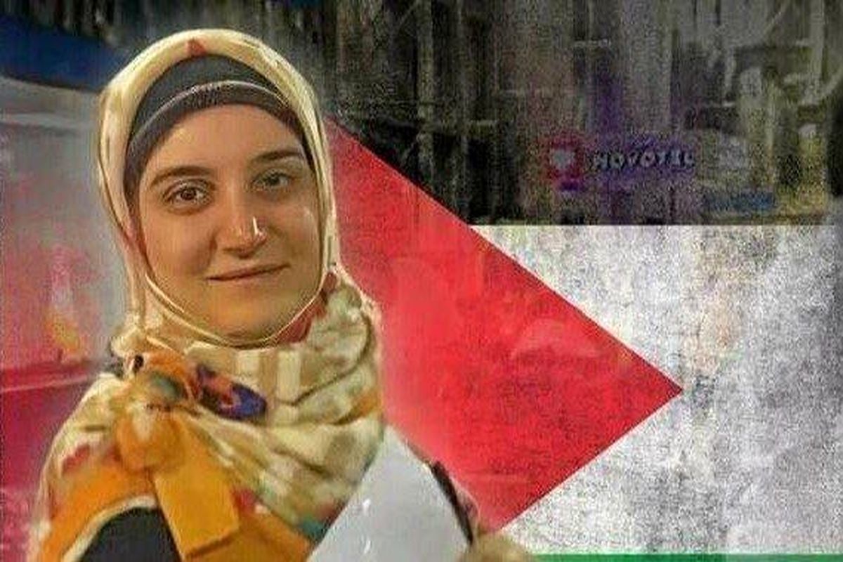 مهدیه اسفندیاری