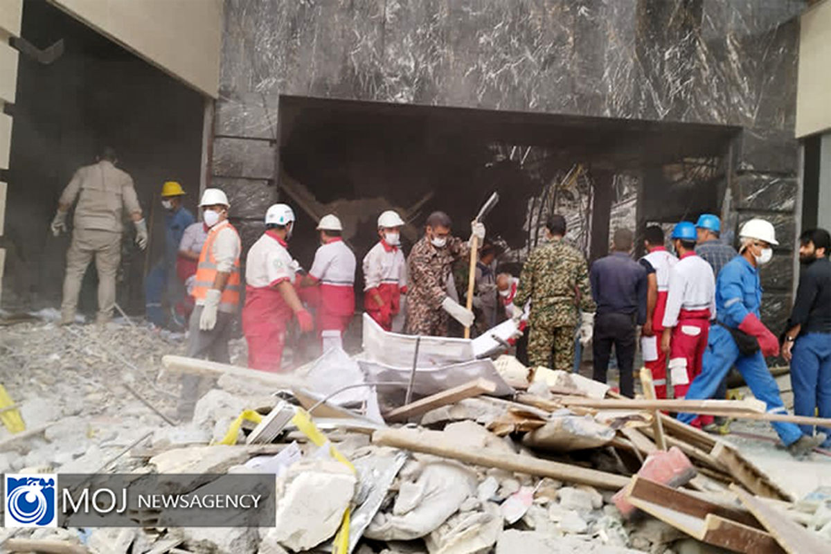 پنجمین روز آواربرداری و امداد رسانی در ساختمان متروپل آبادان