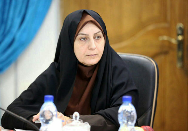جمعیت 900 هزار نفری زنان لرستان با مشکل اشتغال روبرو هستند