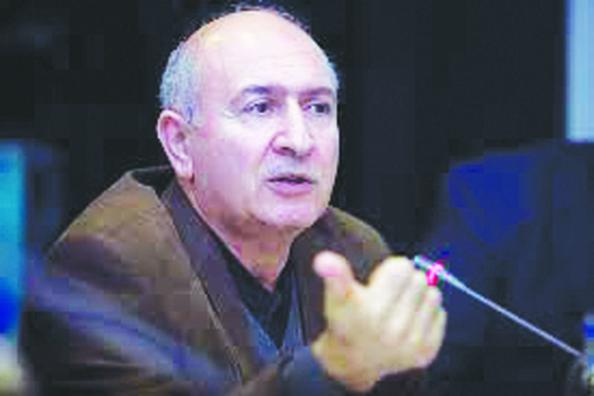 دکتر کلهرنیا