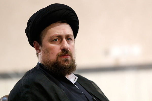 جماعتی از دوستان بیت امام در نجف اشرف بود