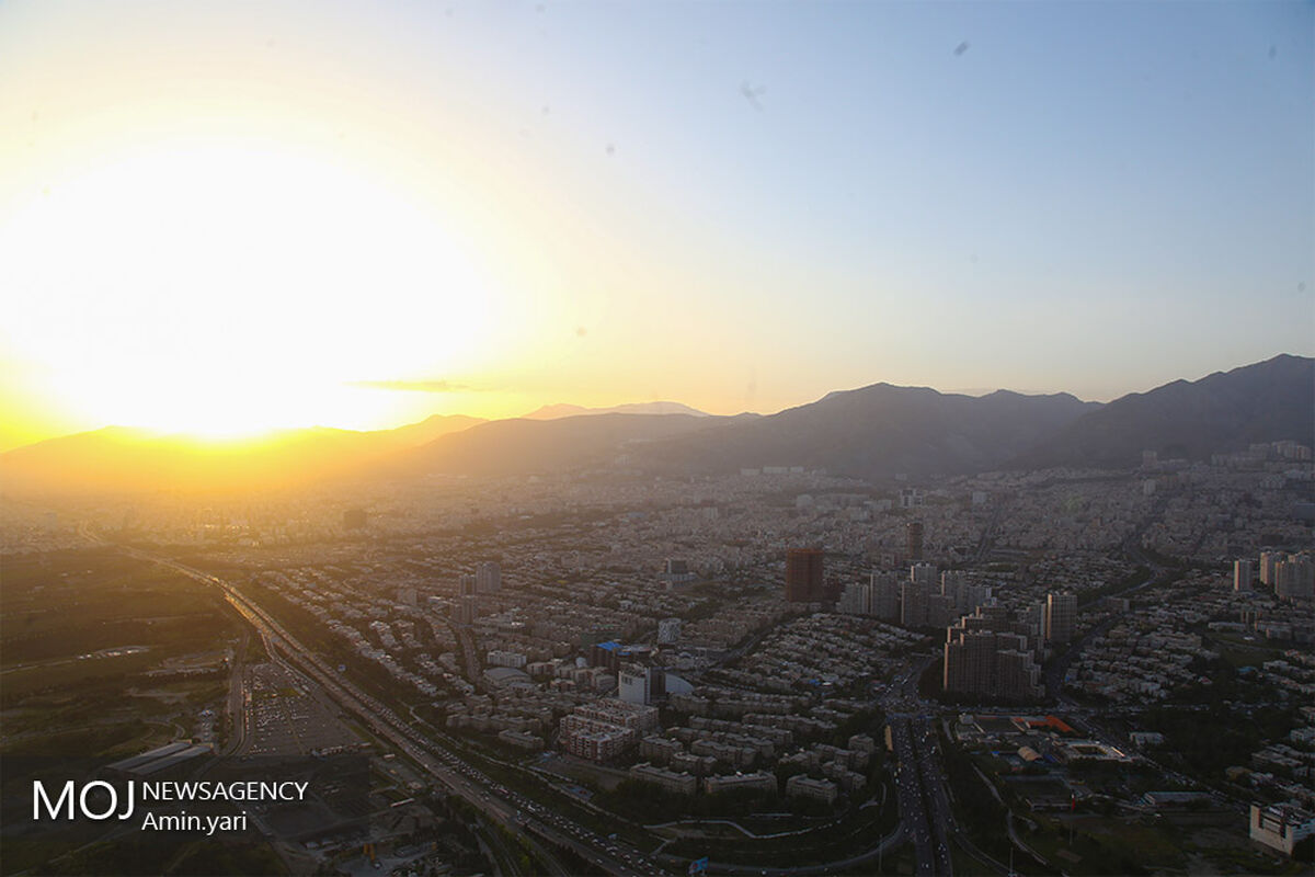 شهر تهران از فراز برج میلاد/کیفیت هوای تهران