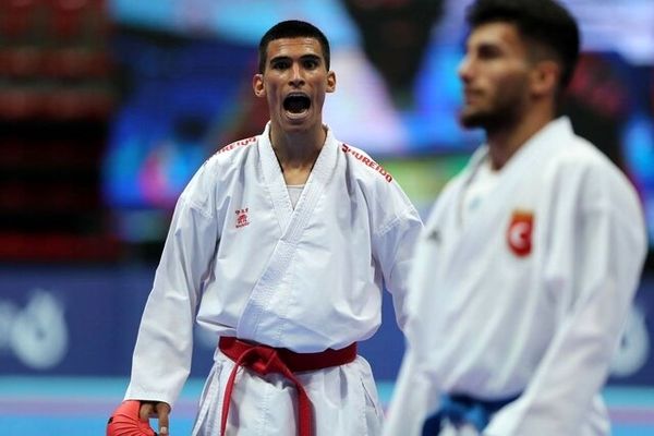 مرتضی نعمتی به مدال نقره کاراته قهرمانی مردان آسیا رسید