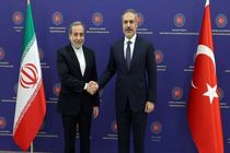 عراقچی فرا رسیدن روز جمهوری ترکیه را به هاکان فیدان تبریک گفت