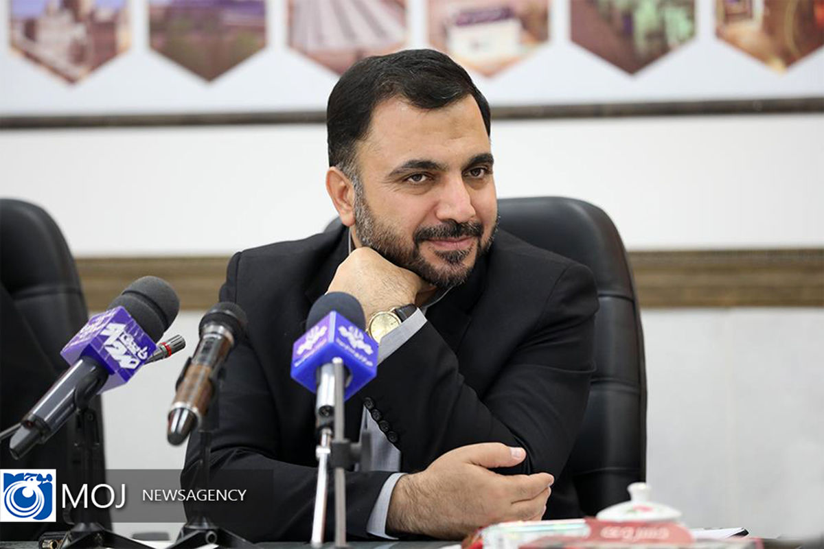 سفر وزیر ارتباطات به استان اصفهان