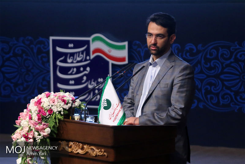 با حکم فیلترینگ برای جوانان مانع ایجاد می کنند/ تحول دیجیتال در هر حالت شکل می گیرد