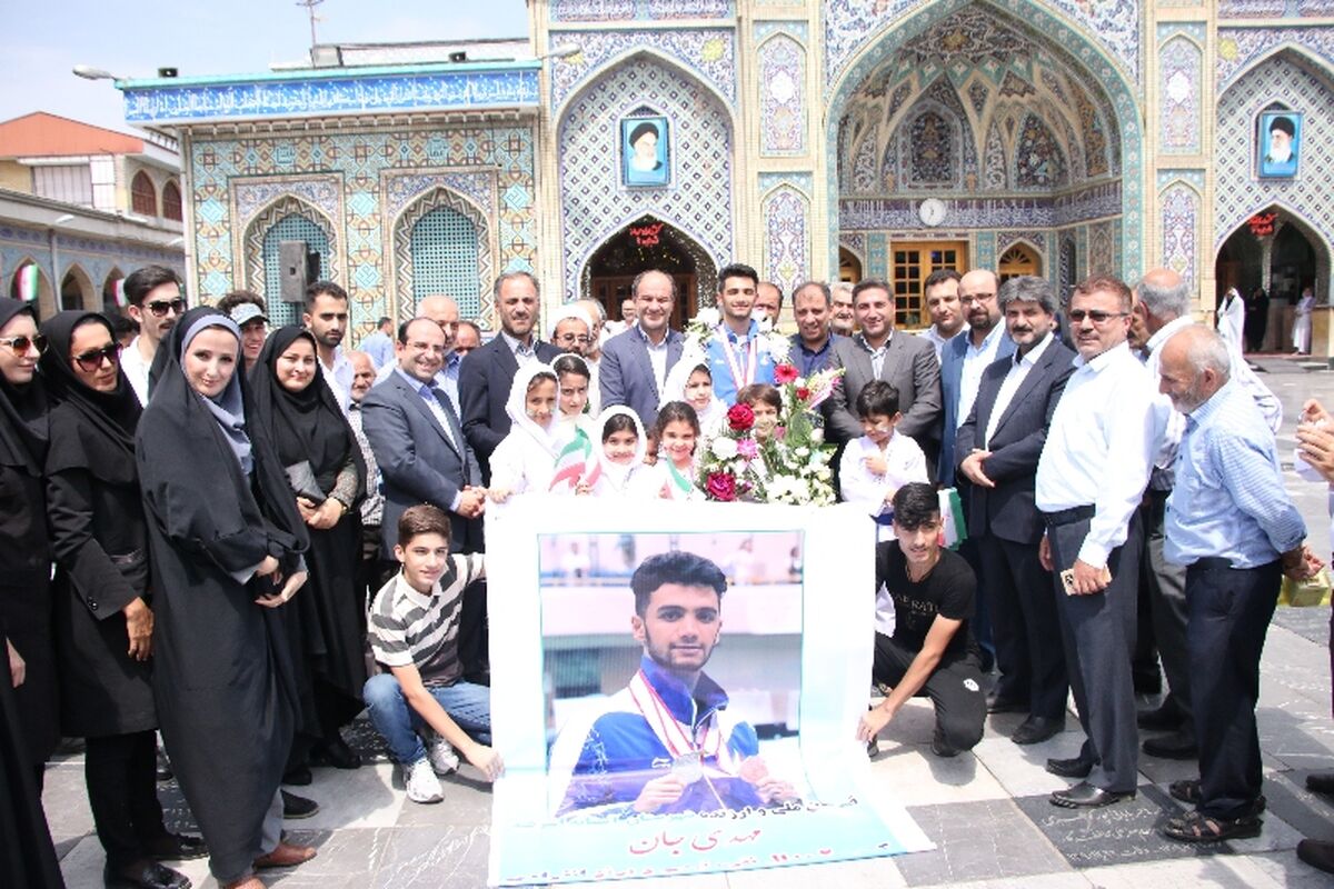 استقبال از+ قهرمان+ کاراته