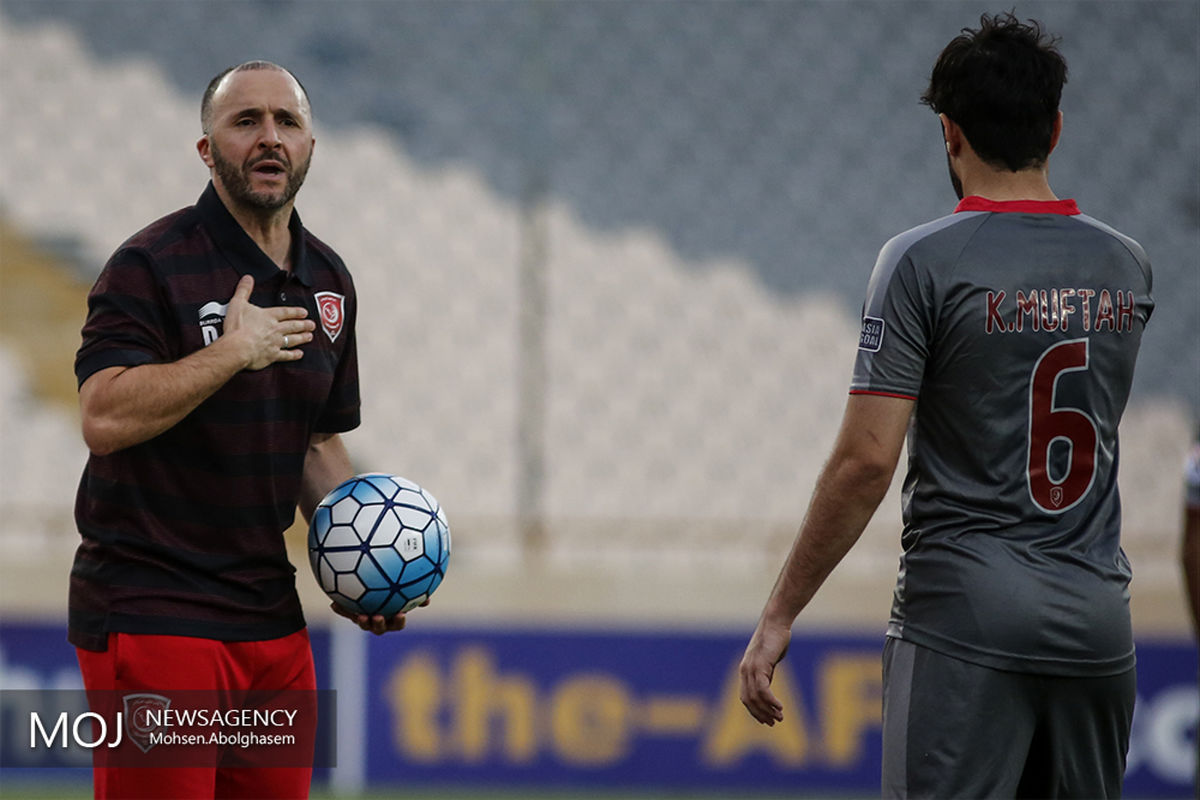 دیدار تیم های فوتبال پرسپولیس ایران و لخویا قطر