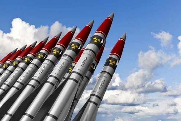 قدرت های هسته ای از برخورداری از تسلیحات چشم پوشی نمی کنند