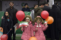 بانک قرض الحسنه مهر ایران در راهپیمایی پرشور22 بهمن حضور یافت 