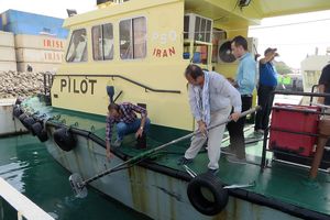 عمق سنجی دقیق حوضچه ها و کانال  بندر شهید رجایی 