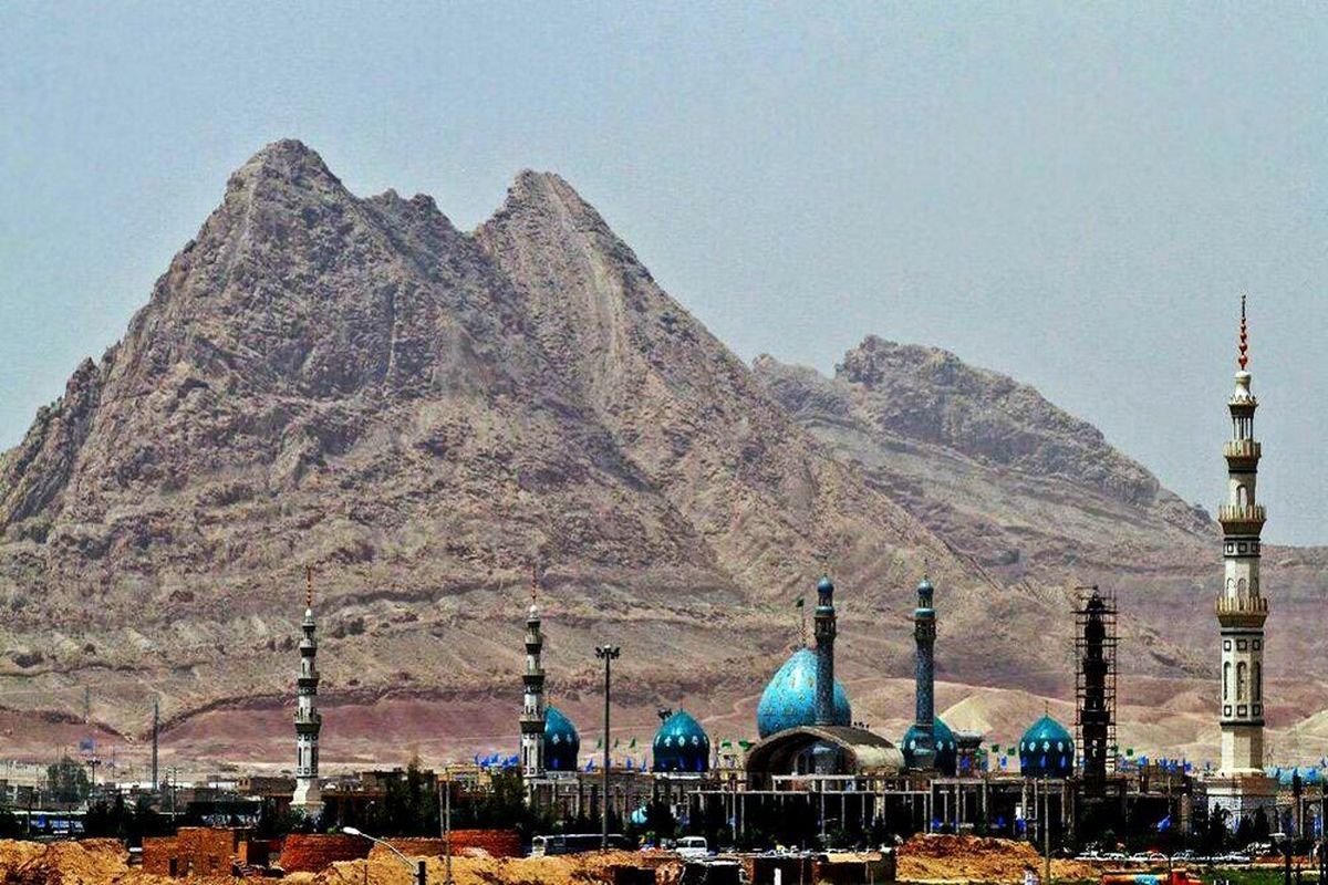 کوه دو برادران قم