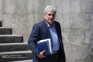 سفر سورنا ستاری به اردبیل