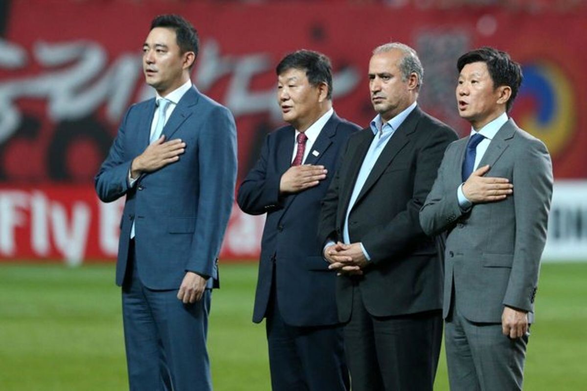 تاج در ورزشگاه سئول