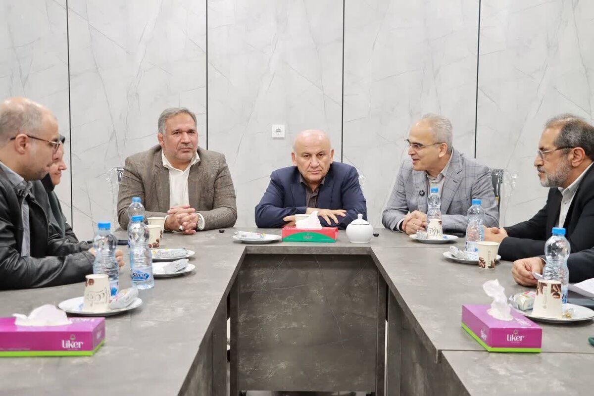 نشست راه‌اندازی جراحی قلب باز در بیمارستان تنکابن