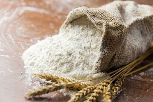 توزیع ۲۱۰ تن آرد ترمیمی در شهرستان‌های استان کرمانشاه