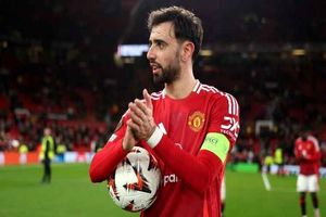 الهلال عربستان بالاترین دستمزد دنیای فوتبال را به کاپیتان منچستر پیشنهاد داد