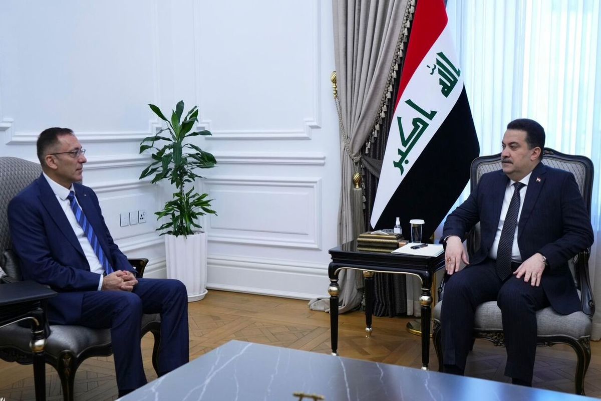 نخست وزیر عراق در دیدار سفیر فلسطین در بغداد