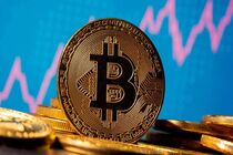 آیا بیت‌کوین به سمت نیم میلیون دلاری شدن حرکت می کند؟ 