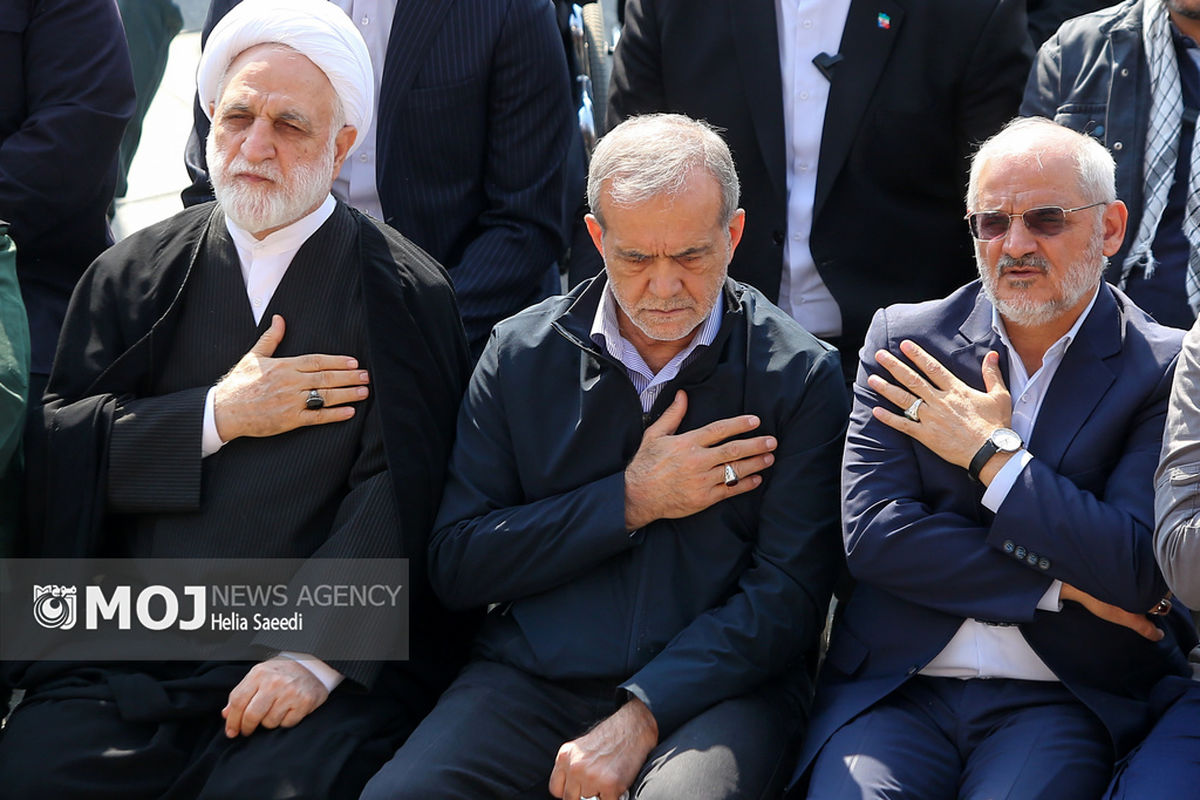 تشییع پیکر شهید «عباس نیلفروشان»