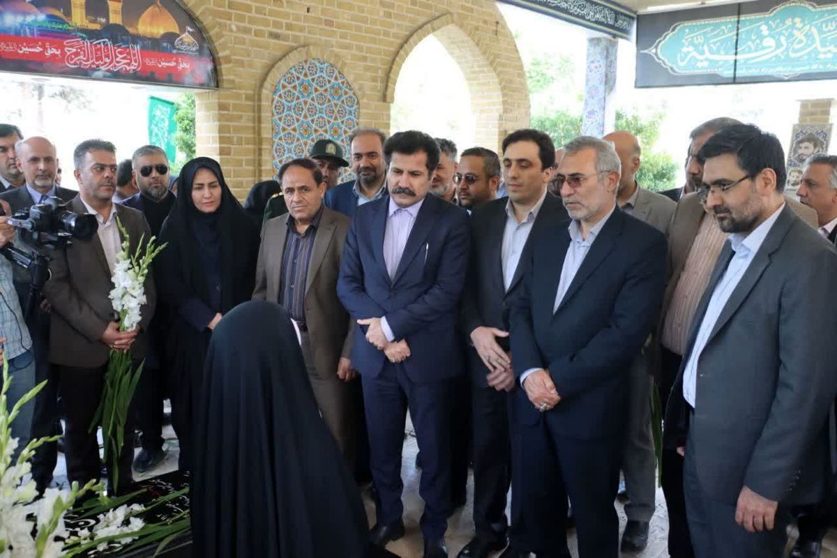 عبدالکریم حسین زاده