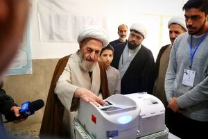 انتخابات از راه‌های تثبیت نظام است 