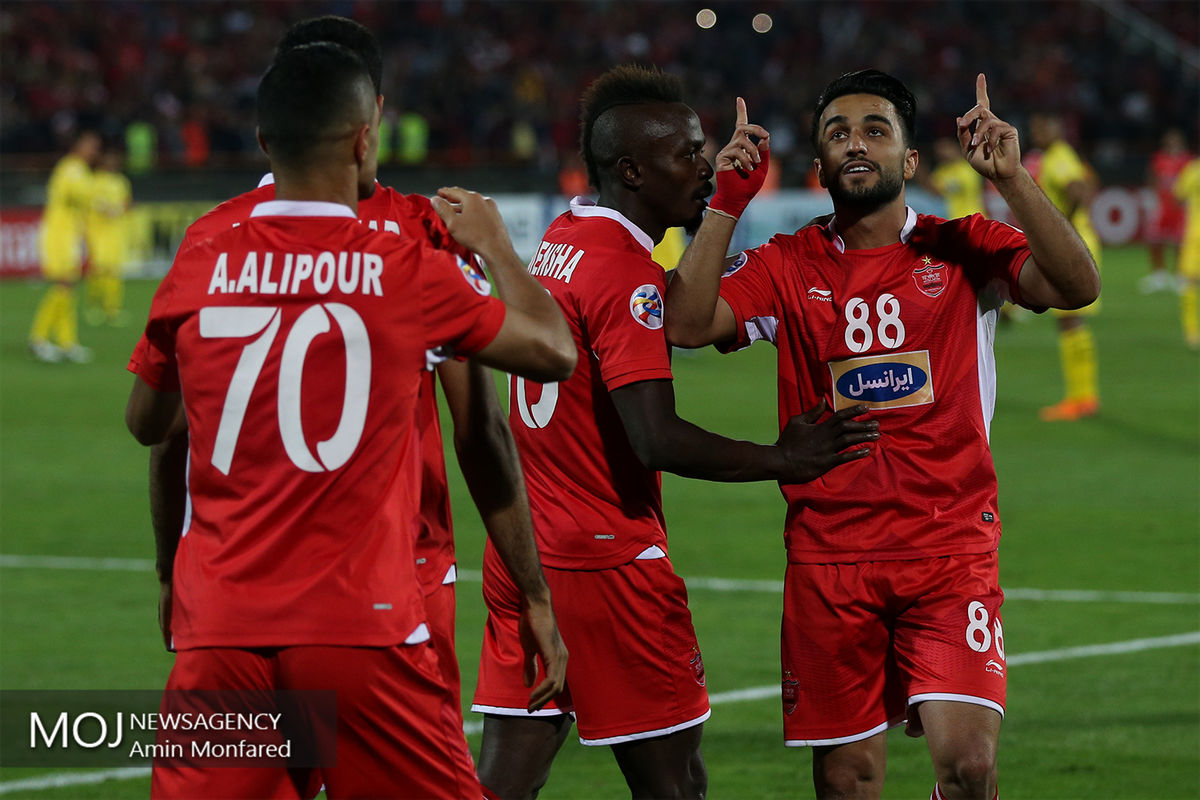 دیدار تیم های فوتبال پرسپولیس ایران و السد قطر (۲)