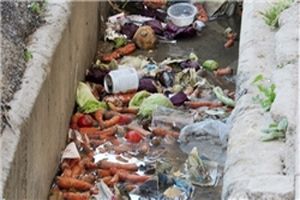 مشکل آبگرفتگی و بوی نامطبوع نهر فیروزآباد تا پایان سال رفع می شود