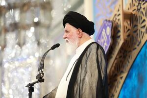 پاسداران خنثی کننده توطئه‌ها بوده‌اند 