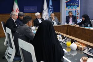 افسران جنگ نرم نخبگان‌ هستند