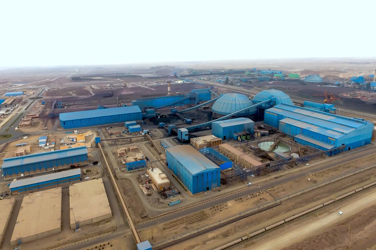 فولاد سنگان