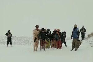 نجات جان ۱۶۰۰ تبعه افغانستان از سرما و یخبندان توسط مرزبانی تایباد 