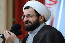 بی حیایی مصداق بی رحمی در حق خود و دیگران است