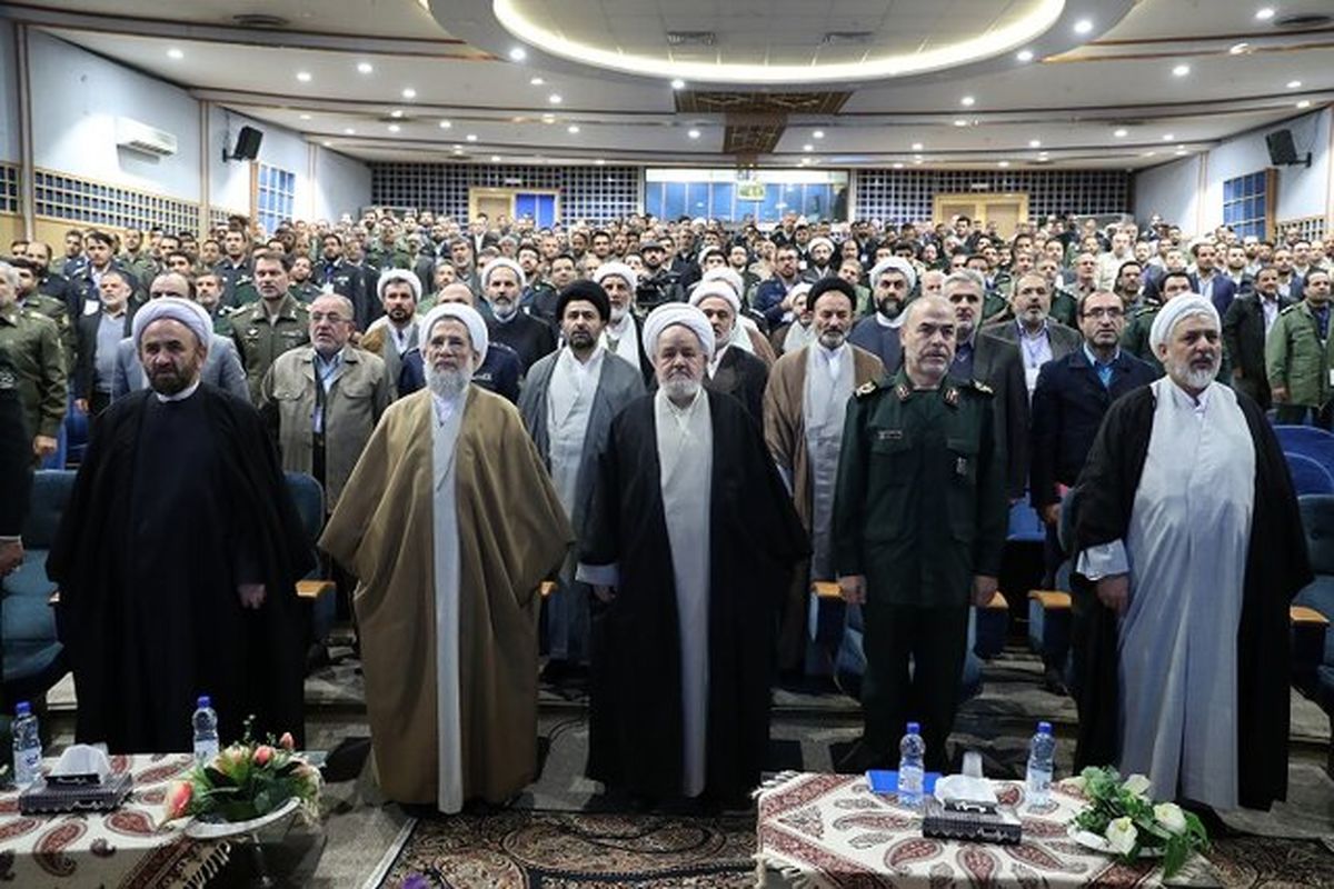 همایش سراسری هادیان و مسئولان سیاسی نیروهای مسلح