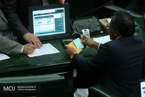 طرح شفافیت آرای نمایندگان برای برخی آزار دهنده بود