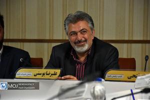 هنوز تصمیمی  برای شرکت در انتخابات هیات رئیسه شورای شهر نگرفته ام