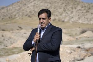 با متصرفان اراضی ملی قاطعانه برخورد می‌کنیم