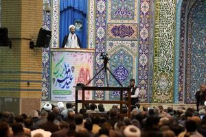 مسئولان با دقت بیشتری به مشکلات معیشتی جامعه رسیدگی کنند