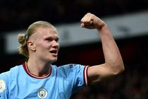 ارلینگ هالند برای محمد صلاح کامنت خوشحالی گذاشت!