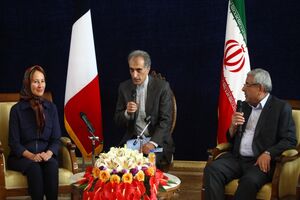 سازمان های جهانی و نهادهای بین المللی برای احیای این دریاچه بیش از پیش پای کار بیایند